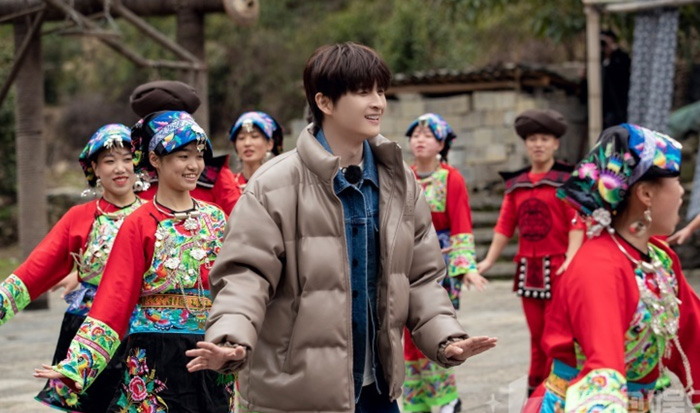 中国音乐破茧而出：以文化魅力挑战西方封锁，全球化浪潮中昂首前行